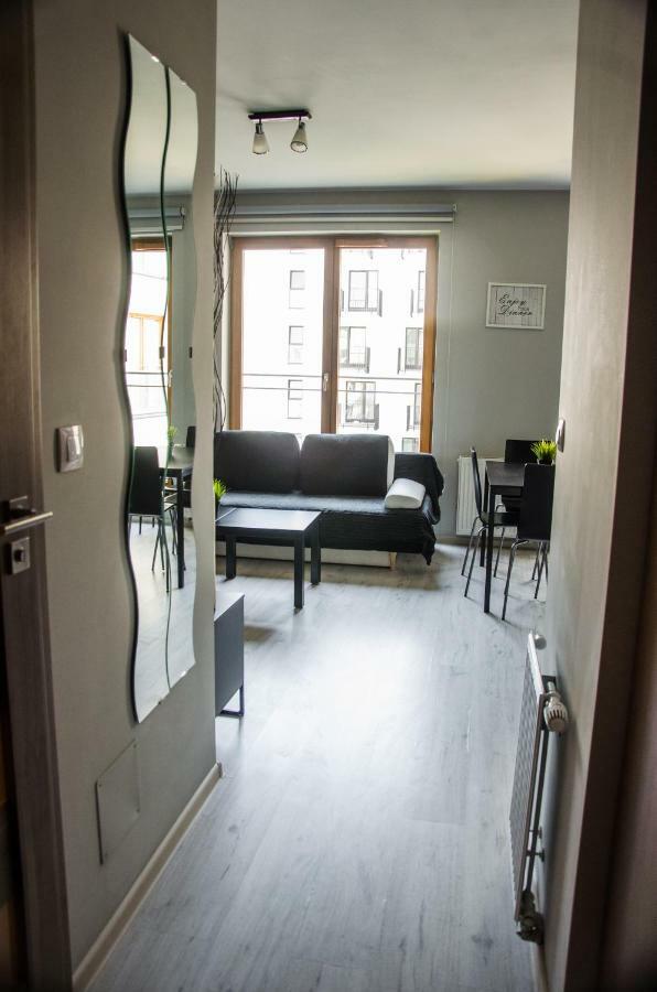 Expo Brylowska Apartment *