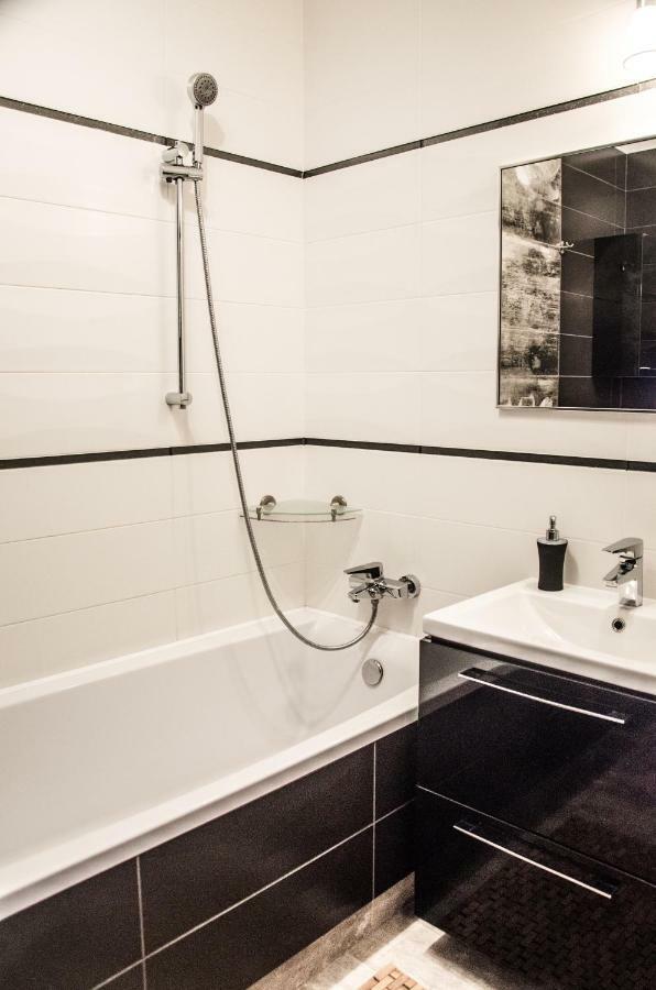 Expo Brylowska Apartment *